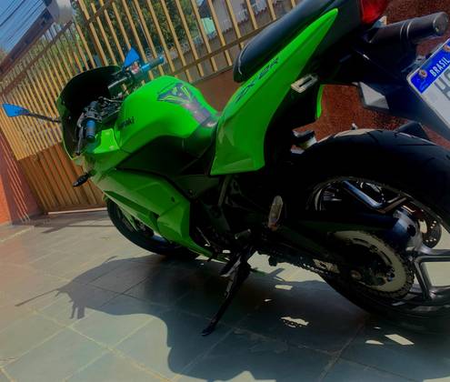 KAWASAKI NINJA 250R KAWASAKI NINJA 250R